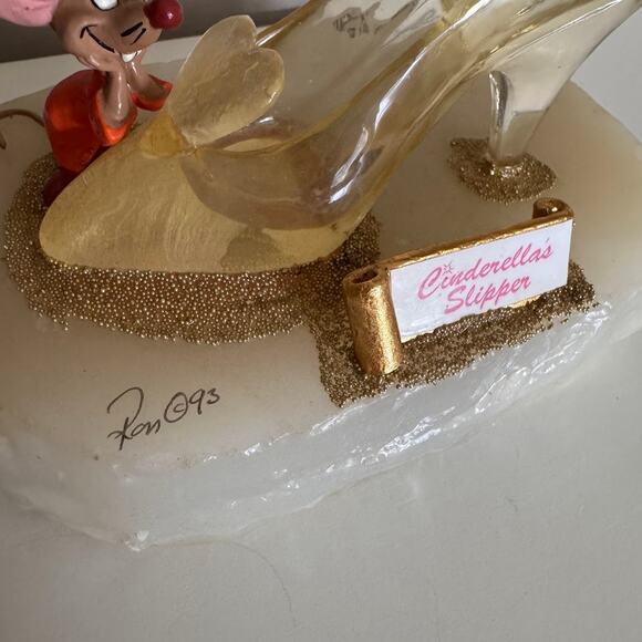 ❌SOLD❌Disney Ron Lee Sculpture “Cinderella Slipper” Limited Edition 150/1750 93 - Picture 4 of 11